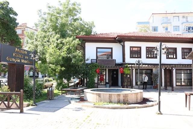 Kırıkkale Belediyesi Yks'de Başarı Elde Etti